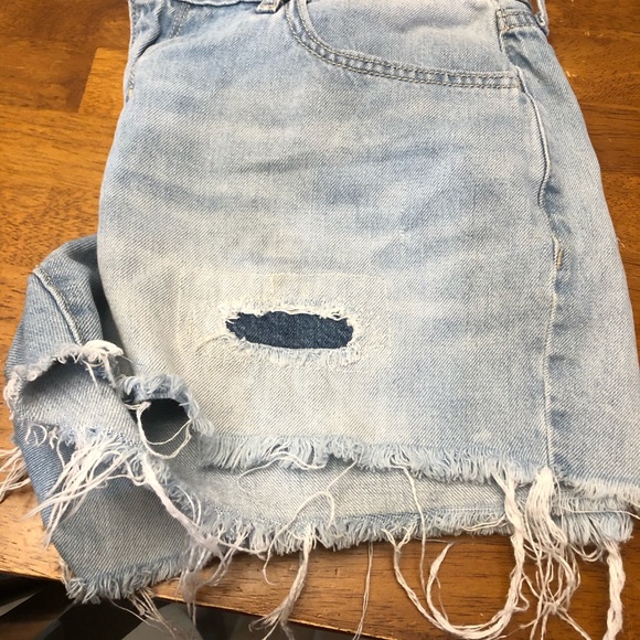 Old Navy jean shorts - Picture 4 of 4